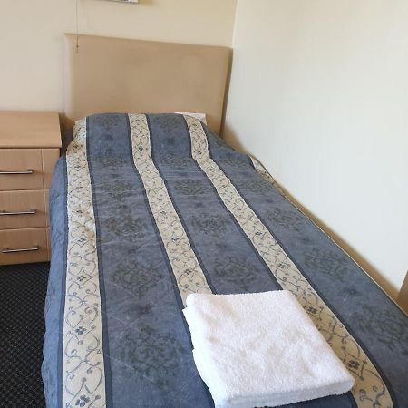 Elmhurst Hotel ريدينج المظهر الخارجي الصورة