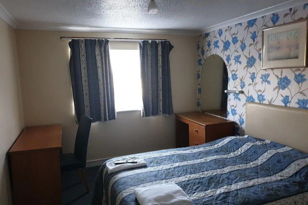 Elmhurst Hotel ريدينج المظهر الخارجي الصورة